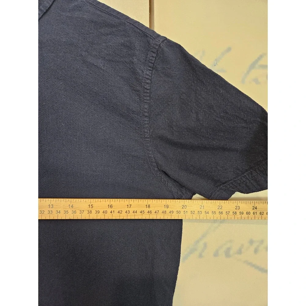 Banana Republic Seersucker Shirt Small Navy Blue Preppy Coastal Summer Classic